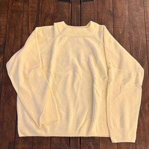 Vince Camuto Light Yello Knit Sweater